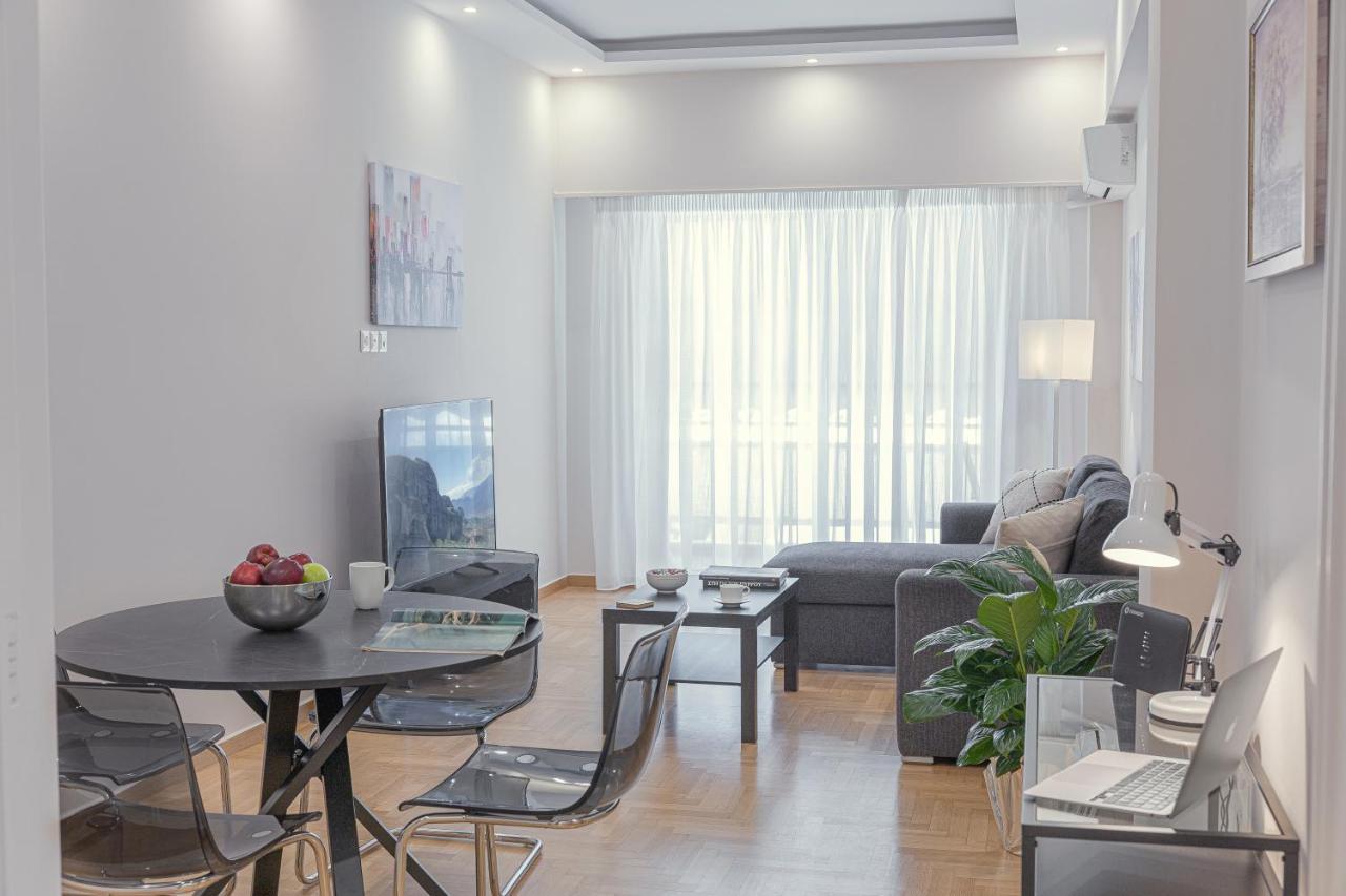 Amazing Apartment Near Metro Station! Athén Kültér fotó