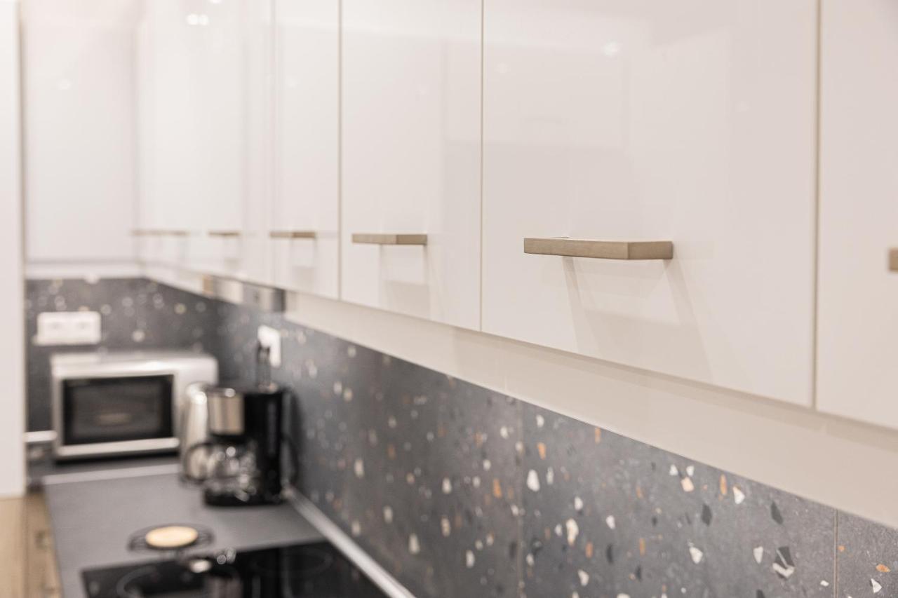 Amazing Apartment Near Metro Station! Athén Kültér fotó