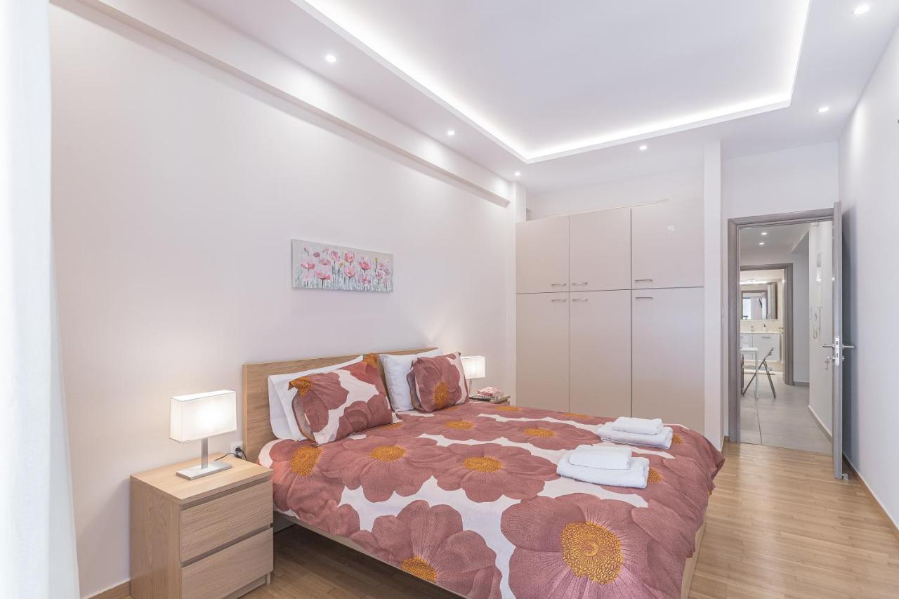 Amazing Apartment Near Metro Station! Athén Kültér fotó